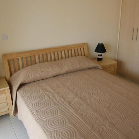 Kronos Holiday Apartments Paralimni Rum bild